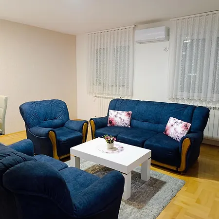 Apartment Lara Pirot